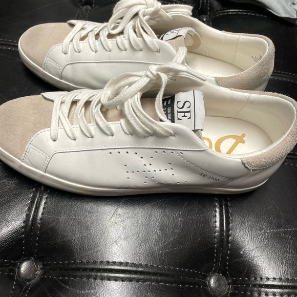 Leather sneakers - Picture 2 of 5